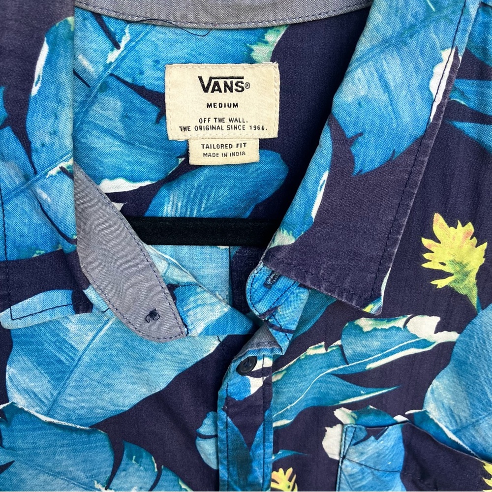 Vans Men’s Navy Indigo Tropical Print Button Up Shirt Tailored Fit M - Picture 6 of 7